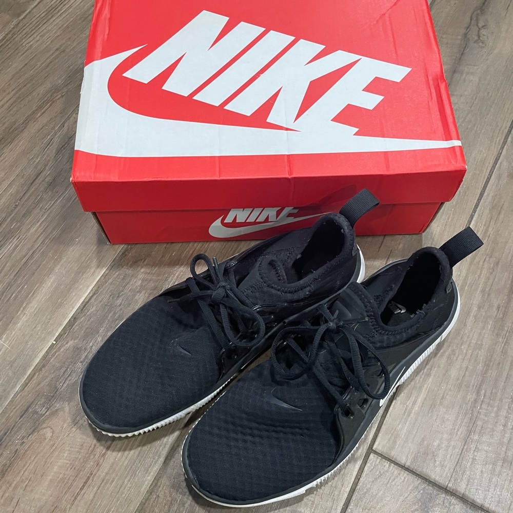 Nike mens sneakers